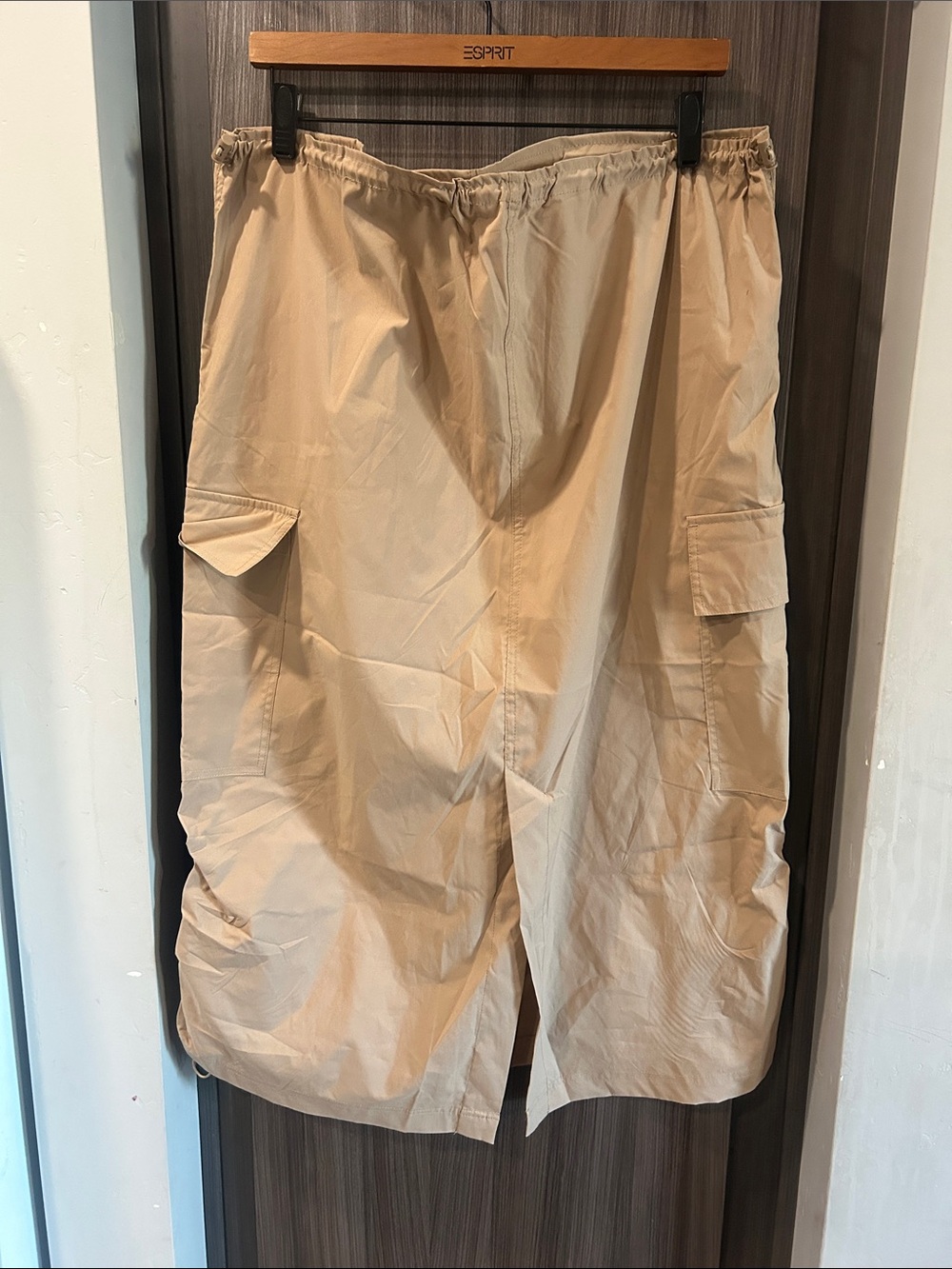 Esprit Beige Cargo Skirt with Flap Pockets